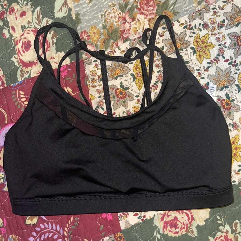 VS sports bra